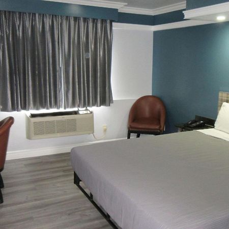 Rodeway Inn Commerce - Los Angeles Luaran gambar