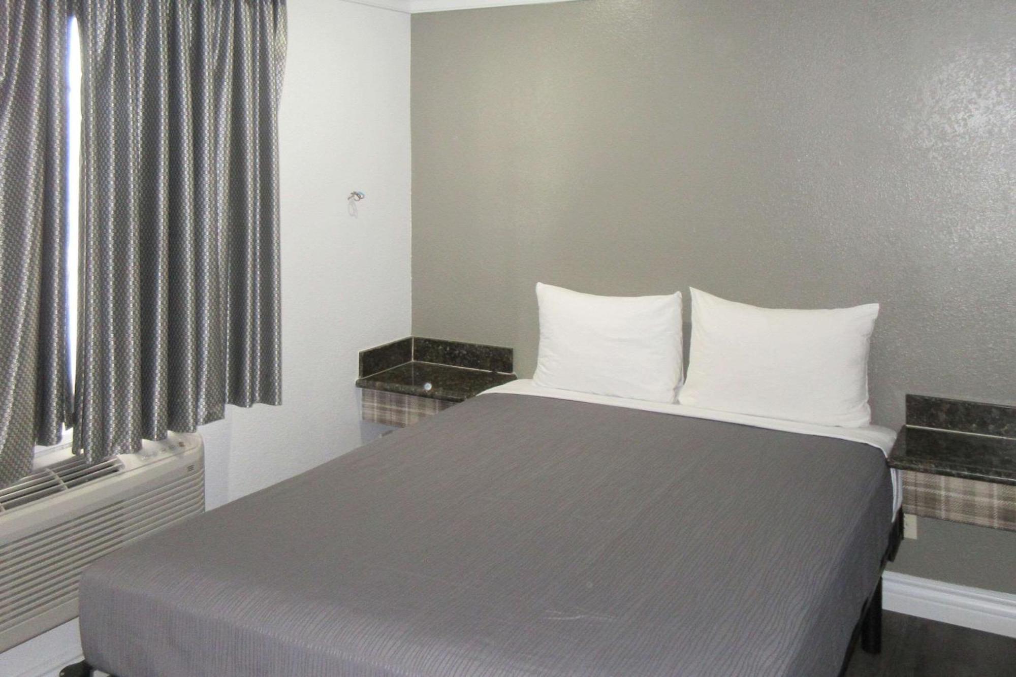 Rodeway Inn Commerce - Los Angeles Luaran gambar